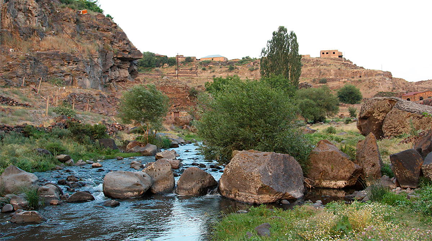 10 MOST BEAUTIFUL RIVERS IN ARMENIA