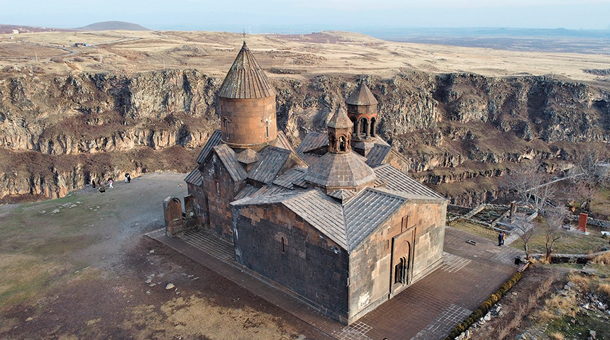 TOP 7 SIGHTS OF ASHTARAK AND ITS SURROUNDINGS