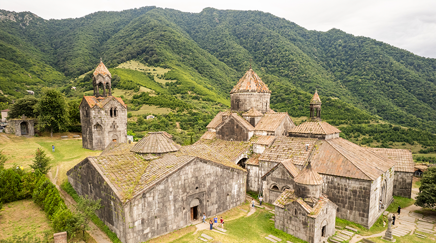 10 ՏԵՍԱՐԺԱՆ ՎԱՅՐԵՐ ՎԱՆԱՁՈՐՈՒՄ ԵՎ ՆՐԱ ՇՐՋԱԿԱՅՔՈՒՄ