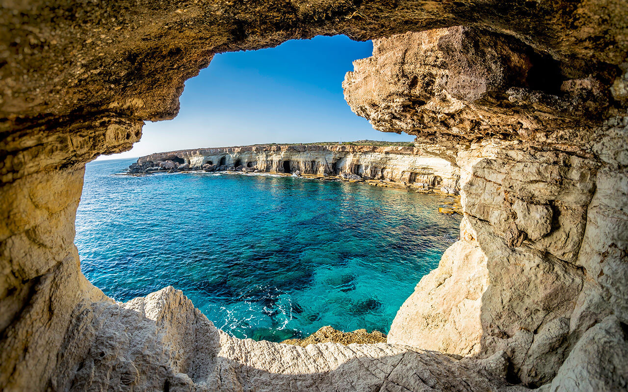 Celebrate New Year 2026 Abroad with ONE WAY Tour