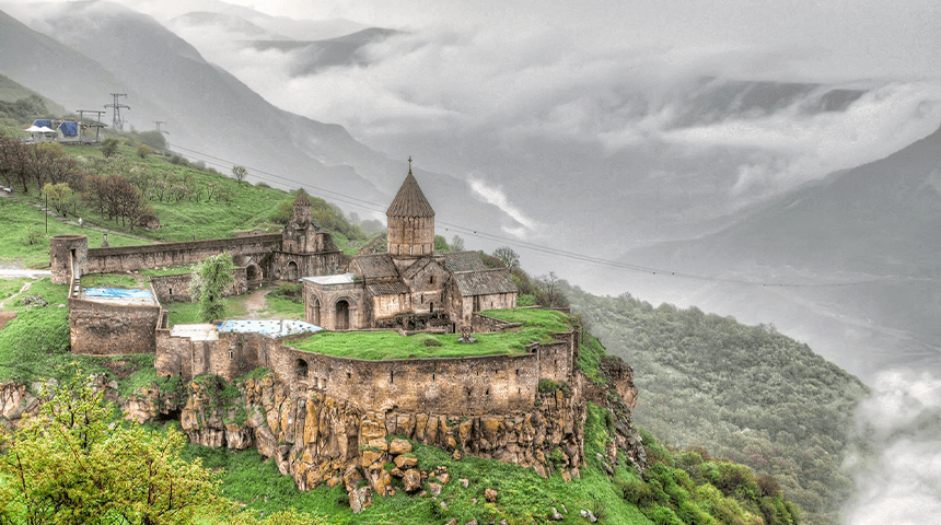 TOP 10 SEHENSWÜRDIGKEITEN DER STADT GORIS UND IHRER UMGEBUNG
