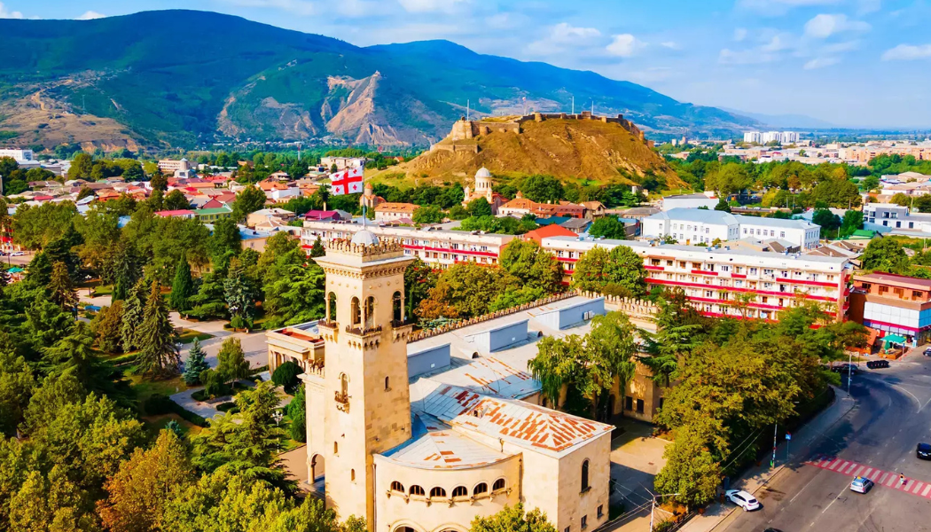 Տոնեք Ամանորը ONE WAY Tour-ի հետ