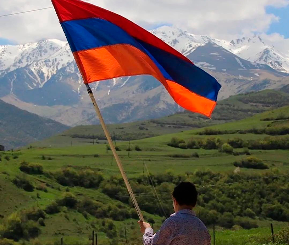 ՀԱՆԳՍՏՅԱՆ ՕՐԵՐԸ ԵՐԵՎԱՆՈՒՄ ԵՎ ՀԱՅԱՍՏԱՆՈՒՄ