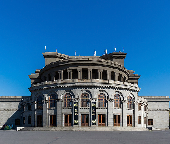 Ի՞ՆՉ ՏԵՍՆԵԼ ԵՐԵՎԱՆՈՒՄ ԵՎ ՄՈՏԱԿԱ ՇՐՋԱՆՆԵՐՈՒՄ 3 ՕՐՈՒՄ
