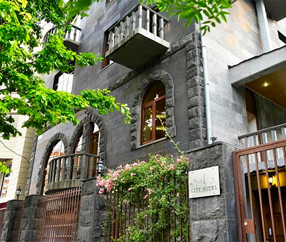 CITY HOTEL — photo 1