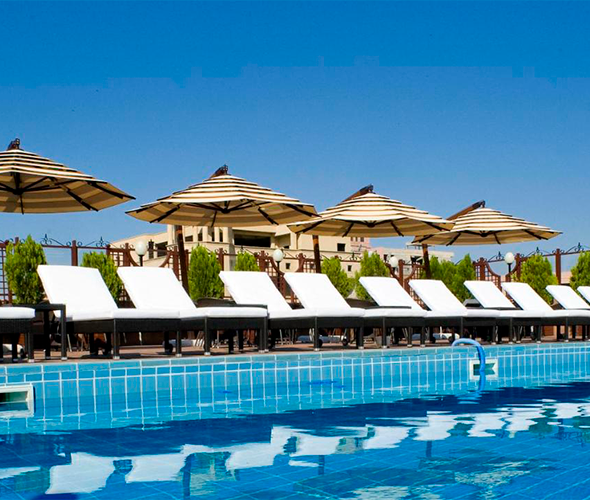 ROYAL TULIP GRAND HOTEL — foto 1