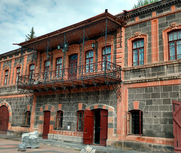 Casa-Museo Dzitoghtsonts, Armenia
