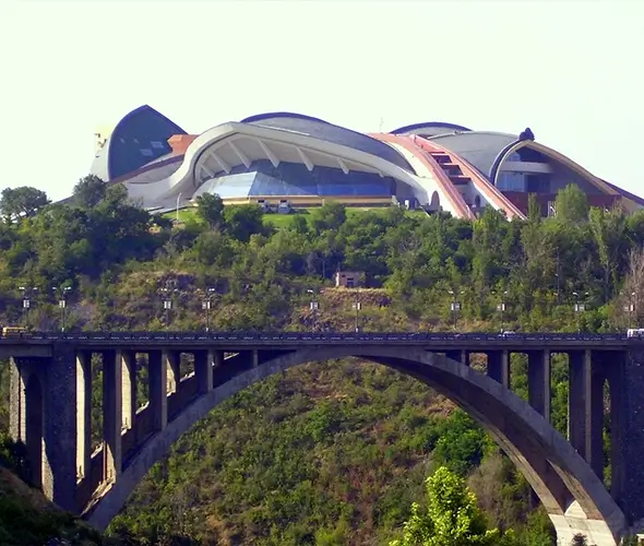 Most Kijowski, Armenia: zdjęcie 3