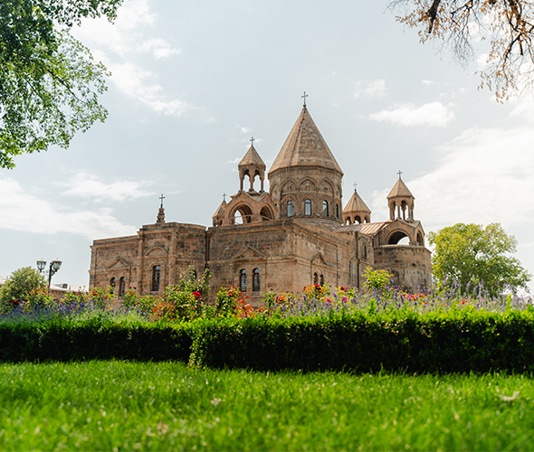 Monastero di Surb Sarkis di Ushi, Armenia