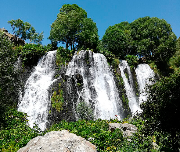 Shaki Waterfall, Armenia: photo 3