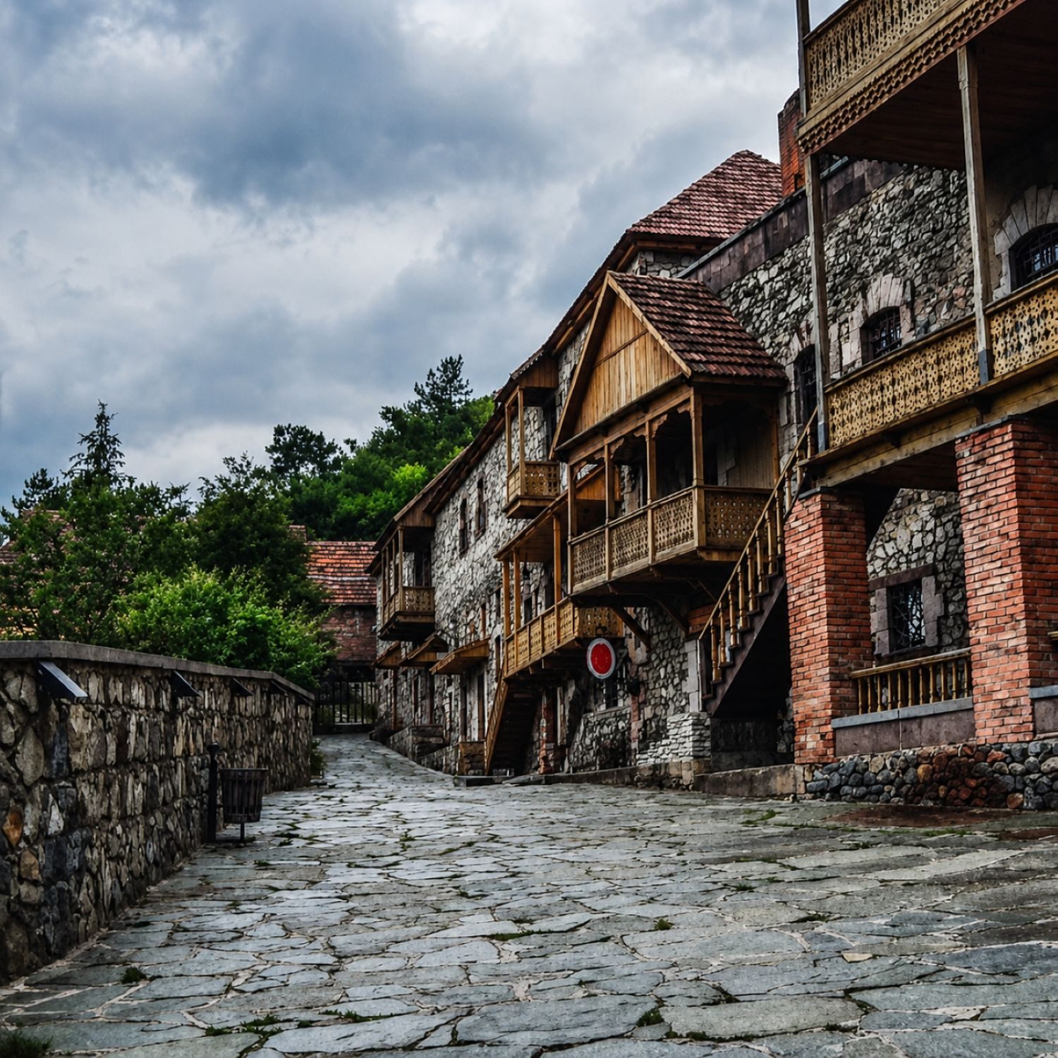 6a87fd6af0468-old-dilijan-armenia55.jpg