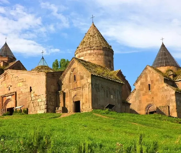 Dilijan, Haghartsin and Goshavank monasteries, Old Dilijan Complex: photo 2