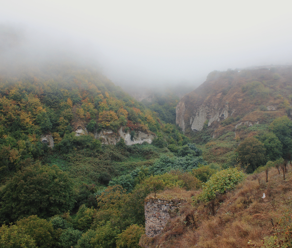 Wanderung durch Höhlensiedlungen / Goris, Azatashen, Khndzoresk
