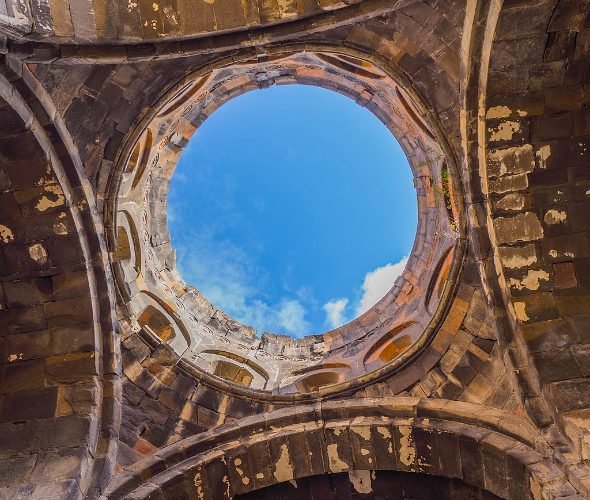 Cattedrale di Talin, Cattedrale di Aruch, Fortezza di Dashtadem: foto 2