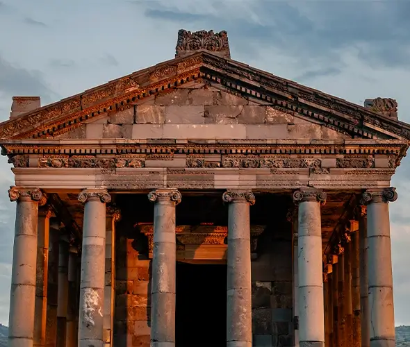 Templo pagano de Garni