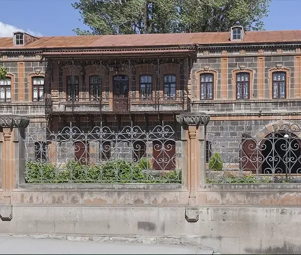 La maison-musée Dzithoghonts