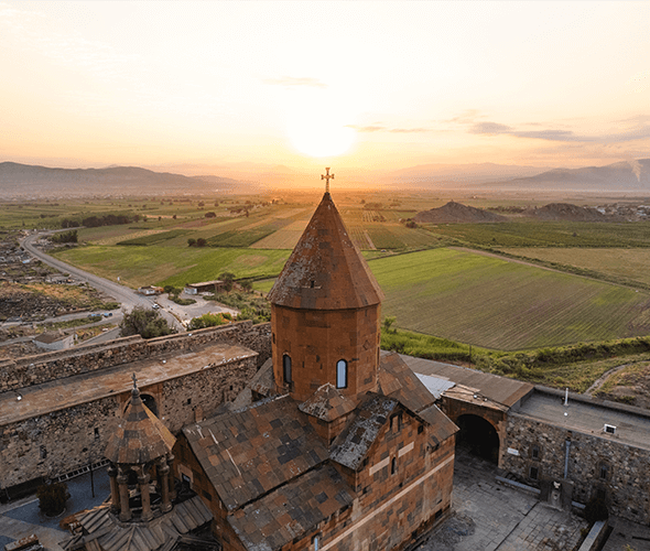 Խոր Վիրապ, Շաքիի ջրվեժ և Սմբատաբերդ