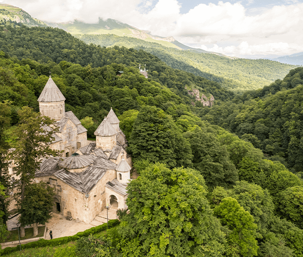 Una giornata a Dilijan – Natura, cultura e artigianato
