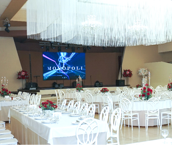 Salida, cena de gala festiva