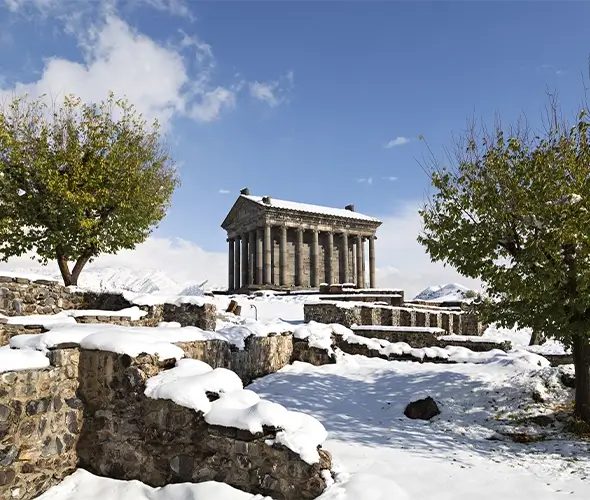 Arco di Charents, Garni, Geghard e lago Sevan